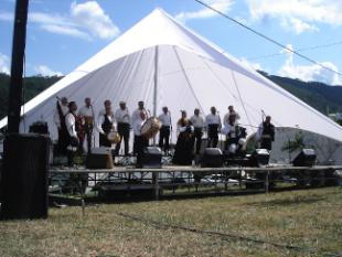 Actuaci&oacute;n durante a xornada