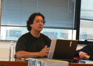 "Crise, resistencias e alternativas. Unha perspectiva desde M&eacute;xico" foi o t&iacute;tulo da conferencia de Sotelo Valencia