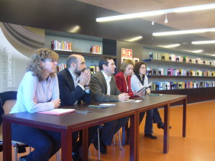 Presentaci&oacute;n dos Clubes de Lectura de Compostela