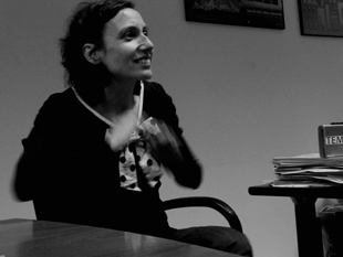 "Ser&iacute;a inxusto elaborar unha narrativa &eacute;pica. E supo&ntilde;o que &eacute; o que menos querer&iacute;a algu&eacute;n que viviu a Guerra Civil"