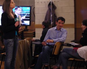 Noite de vaiv&eacute;ns nas enquisas e conexi&oacute;ns en directo / Foto: M.V.