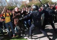 Contin&uacute;a o paro indefinido