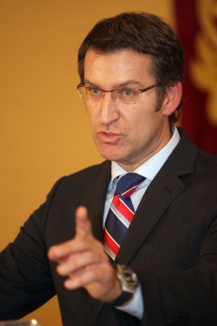 PSdeG e BNG consideraron "paradigm&aacute;ticos" os datos de "non contenci&oacute;n"