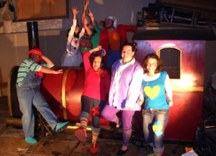 Imaxe dun dos grupos participantes: Ach&aacute;dego Teatro