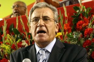 Os comunistas de Jer&oacute;nimo de Sousa melloran lixeiramente os resultados de 2005 pero perden o pulso co Bloco de Esquerda