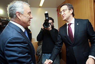 O presidente da Xunta sa&uacute;da o l&iacute;der do PSdeG, este martes