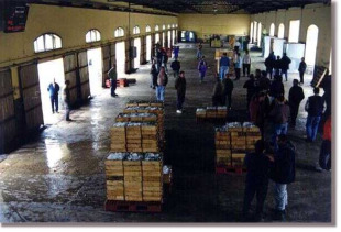 Tradicionalmente, a pesca galega distribu&iacute;use sempre en caixas de madeira