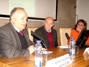 O acto foi presentado por Xes&uacute;s Alonso Montero e Carmen Carballo