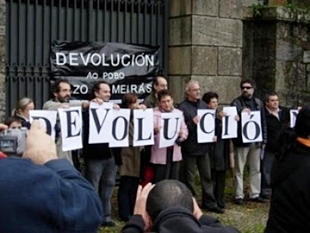 Manifestaci&oacute;n para pedir a devoluci&oacute;n do Pazo ao pobo