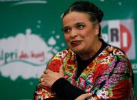 A l&iacute;der do PRI, Beatriz Paredes