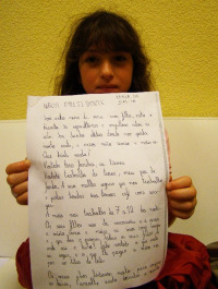 "A mi&ntilde;a nai traballa de sete da ma&ntilde;&aacute; &aacute;s doce da noite", dille Paula na s&uacute;a carta a Feijoo