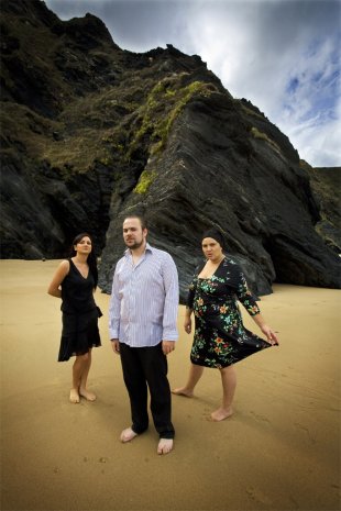 Nordestin@s act&uacute;an en Pontevedra