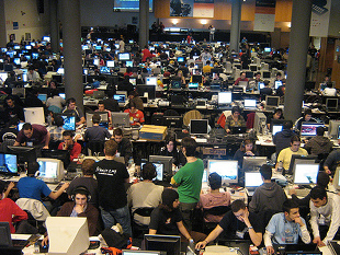 Participantes na &uacute;ltima edici&oacute;n do encontro Xuventude Galiza Net