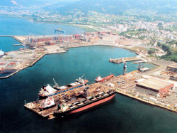 Os tres grupos p&iacute;denlle &aacute; Xunta que negocie co goberno espa&ntilde;ol para que defenda a fin do veto