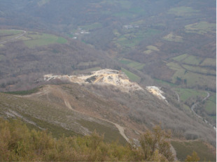 Canteira,o car&oacute;n do r&iacute;o, no medio dun bosque aut&oacute;ctono e en plena rede Natura / Fonte: SOS Courel