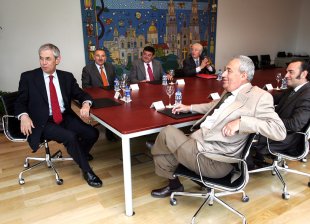 Un momento da xuntanza en Monte P&iacute;o