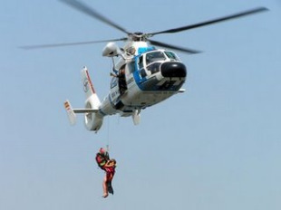 O BNG asegura que o PP aproveitar&aacute; para "reprivatizar o servizo de Salvamento Mar&iacute;timo"