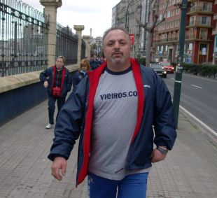 Palanadores e palanadoras vestidi&ntilde;os de Vieiros