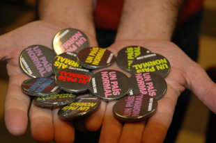 Campa&ntilde;a 'Un pa&iacute;s normal'