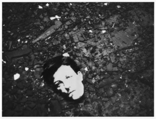 A obra  de David Wojnarowicz est&aacute; incluida na expo 'En todas as partes'