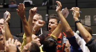 Os investidores recuperaron o bo &aacute;nimo coa axuda p&uacute;blica