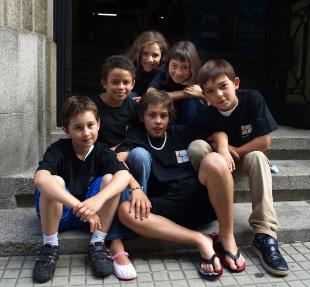 Claudia, Sheila, Agustina, Jorge, Javier e Ant&oacute;n.