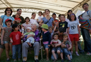 "Falam galego coma mim" - Unha imaxe para o galego, estampa enviada por Belv&iacute;s en 2008