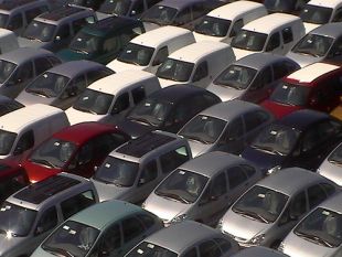 Autom&oacute;biles de Citro&euml;n situados na zona franca, en Vigo / Flickr: Alejandro Arce