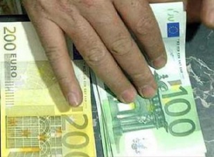 Os deportistas poder&iacute;an conseguir at&eacute; 15 mil euros