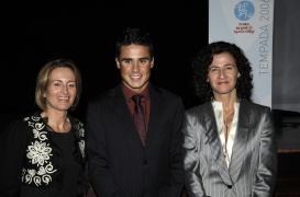 Marta Souto con triatleta G&oacute;mez Noya e &Aacute;nxela Bugallo