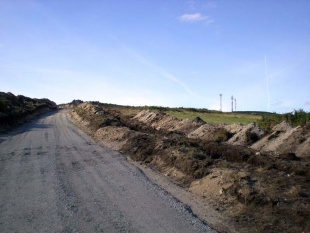 Unha imaxe das Bra&ntilde;as de Xestoso, onde se est&aacute; a constru&iacute;r o parque e&oacute;lico / Imaxe: Adega