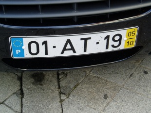 Matr&iacute;cula portuguesa / Flickr: uayebt