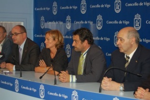 Un momento da presentaci&oacute;n do Mundial, con Marta Souto no centro