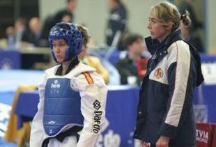 A madrile&ntilde;a Bel&eacute;n Asensio (&aacute; esquerda, na imaxe) competir&aacute; este ano con Galiza