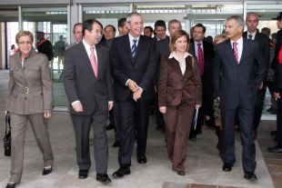 &Aacute; chegada de Espinosa a Vigo, reun&iacute;ndose coas autoridades