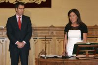 Beatriz Mato, con N&uacute;&ntilde;ez Feijoo, durante a s&uacute;a toma de posesi&oacute;n (clic para ampliar)