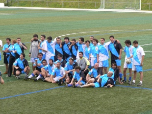 Foto de familia dos SSGG, cando organizaron o partido Siareir@s contra Persoeir@s en Compostela, este ver&aacute;n