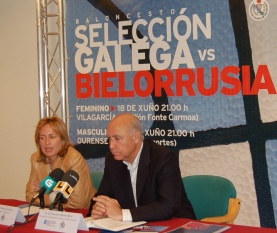 Nun momento da presentaci&oacute;n dos encontros fronte Bielorrusia