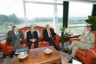 Falaron tam&eacute;n dunha pos&iacute;bel do interese de Pernambuco e Bah&iacute;a nunha base operativa "para pesqueiros espa&ntilde;ois e galegos" / Foto: Ricardo Stuckert/PR