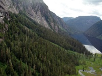 Os pi&ntilde;eiros, a montala e m&aacute;is o lago / Flicrk: Konspence