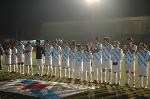 Sen apoio institucional, a Selecci&oacute;n Galega xoga en Compostela