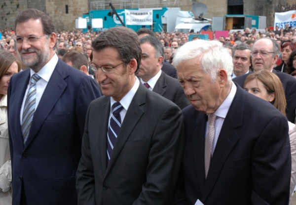 O pai de Feijoo, Saturnino N&uacute;&ntilde;ez (&aacute; dereita) acompa&ntilde;ou en todo momento ao seu fillo neste d&iacute;a